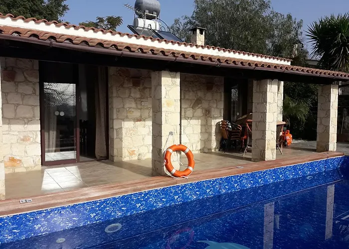 V.i.p Στρουμπί